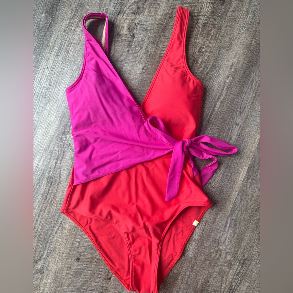 summersalt one piece - Picture 2 of 4